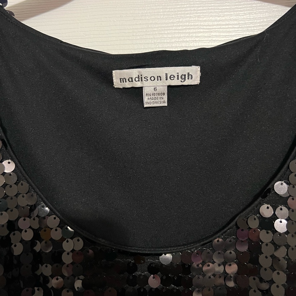 Black sequin cocktail dress - Picture 2 of 4